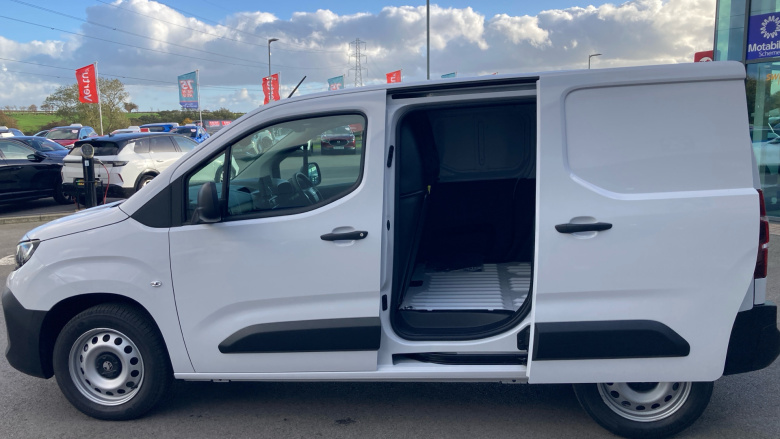 Vauxhall Combo Cargo Combo Diesel 1.5 Turbo D 100 Prime+ H1 Van [Reduced Payload]